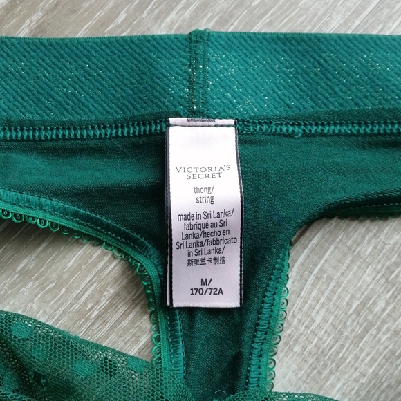 New Victoria's secret polkadot green mesh thong - Picture 2 of 3